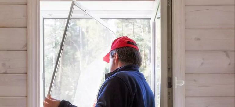 Expandable Window Screen Installation in Winter Haven, FL